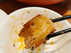 -休记光头香辣蟹干锅(绵竹店)