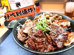 -難波肉劇場