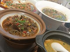-香山湖家家宴(中山陵店)
