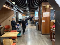 -亮亮面馆(经六路店)