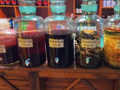 -果松木炭酸菜铜火锅·外婆参鸡汤