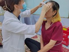 -首脑美容美发化妆美甲培训学校(龙岗校区)