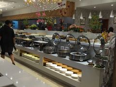 -泉福居酱骨头自助广场(南大街商业步行街店)