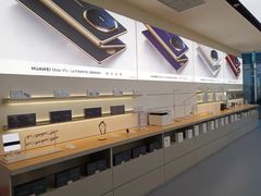-华为授权体验店(中山公园来福士)
