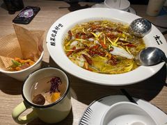 -太二酸菜鱼(菱角湖万达店)