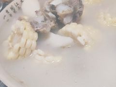 山药玉米排骨汤-味老大土碗菜(中山三路店)