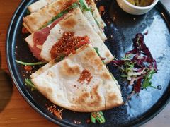 慢烤黑椒牛肉薄饼-MARU玛露音乐餐厅(前滩世贸店)