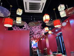 -三顾烤庐·烤鱼·烧烤·龙虾(奉贤店)