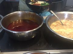 -鸿浩扒猪脚米线