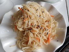 拌芥菜丝-義聚德·清真铜锅涮羊肉·烧烤(河东店)