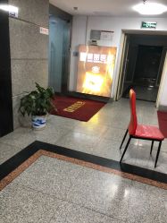 -南京健丽·去眼袋医疗美容机构