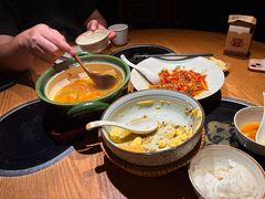 -吃饭皇帝大土家民族菜(荟聚店)