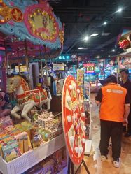 -卡通尼乐园(银泰店)