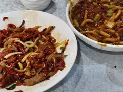 -汗腾格里·风味餐厅(新疆驻京办店)