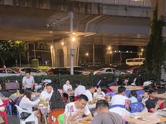-老街烧烤大排档·地道湖北菜·龙虾馆(汉口火车站店)