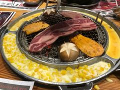 -青瓦炭韩潮烤肉(花园道店)