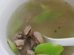 -七的湖·晚芳亭·阳澄湖农家菜·大闸蟹(莲花岛店)