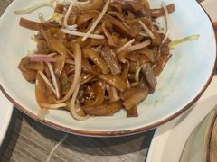 干炒牛河-和苑酒家·一线江景(星寰店)