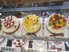 -花花卷卷·鲜食蛋糕(静安久光百货店)