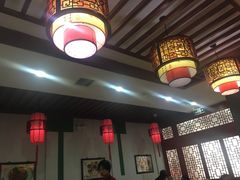 大堂-石头门坎