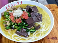 -文山荷鲜居(翠湖店)