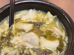 -灵芝妹子海鲜米线(瓦房店新玛特店)