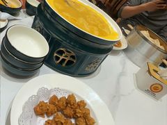 -梅利汴京烤鸭•开封豫菜地标店(东大街店)