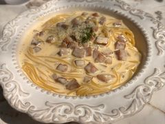 -玛格萝妮比萨屋(四平店)