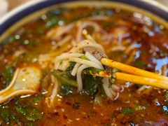 -云阿蛮云南生烫牛肉米线(奉贤路店)