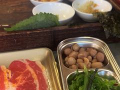 -围炉肉舍•炭烤活鳗•丹东海鲜烤肉(步行街店)