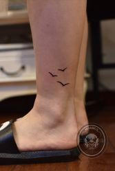 -越域刺青