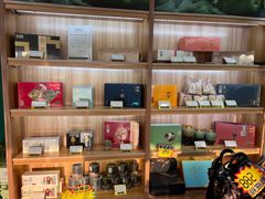 -浙茶集团狮峰·西湖龙井·杭州特产(莫干山路专卖店)