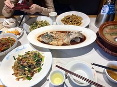 -饭橘汉江码头·乡野土菜馆(静安路店)