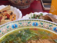 -金杨拉面王小吃面馆·牛三宝面·红烧牛肉粉