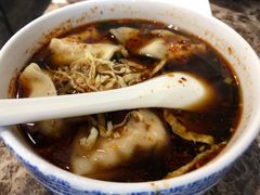 红汤辣馄饨-笑来喜馄饨小笼工坊店(湖滨街店)