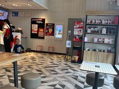-肯德基(新地中央店)
