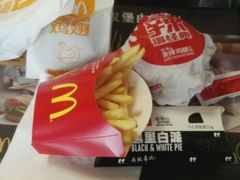 -麦当劳(百联西郊购物中心店)