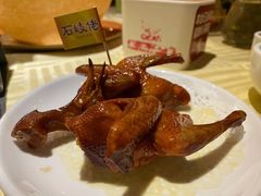驰名石岐乳鸽-石岐佬中山菜馆(张溪店)