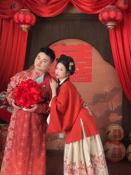 -雪中彩影婚纱摄影·微光艺术中心