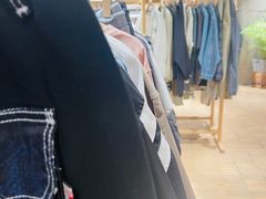 -i.t(湖滨银泰in77店)