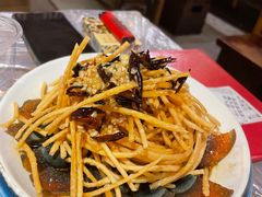 皮蛋拌馓子-霄汉羊排(万松园一店)
