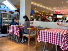 用餐区-西贝(吴江路湟普汇店)