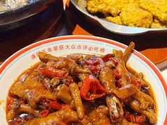 -堂瓦里·33年传统赣菜(第一街区店)