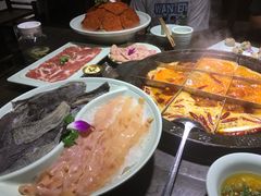 -红九格老火锅(三峡广场店)