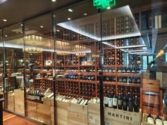 -Wolfgang’s Steakhouse 沃夫冈牛排馆(上海白玉兰广场店)