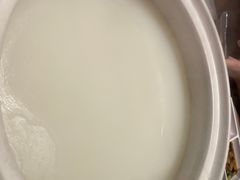 -四点金粥底火锅(沂州里店)