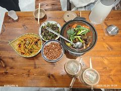 -土媳妇香锅坊(光谷店)