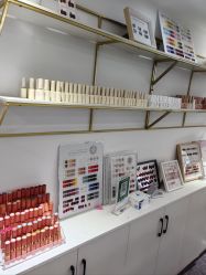 -丫丫NAIL日式自助美甲美睫沙龙