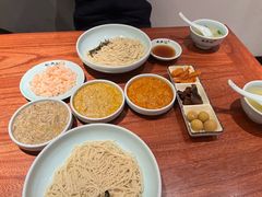 -裕兴记•蟹黄面馆(人民广场店)