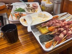 -哈尔滨小酒馆·鲜肉现穿自助烧烤(康新花园店)